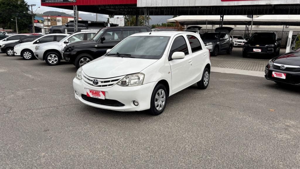 Toyota ETIOS X 1.3 Flex 16V 5p Mec.