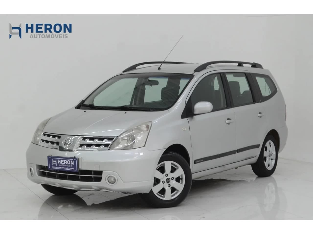Nissan Grand Livina 1.8 SL 16V FLEX 4P AUTOMÁTICO
