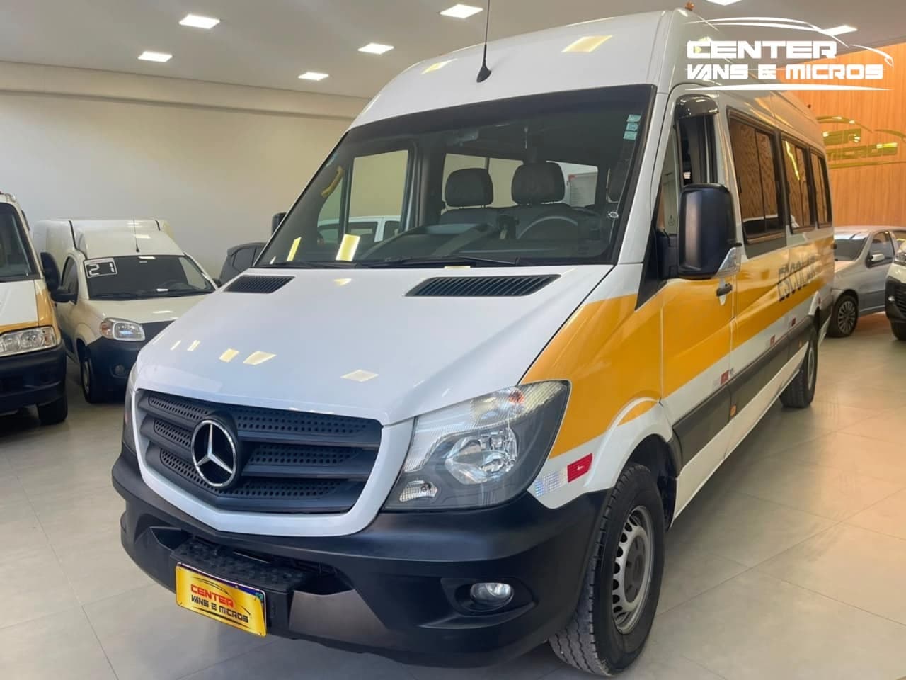 Mercedes-Benz Sprinter 2.2 CDI DIESEL FURGÃO 415 TA EXTRA LONGO MANUAL