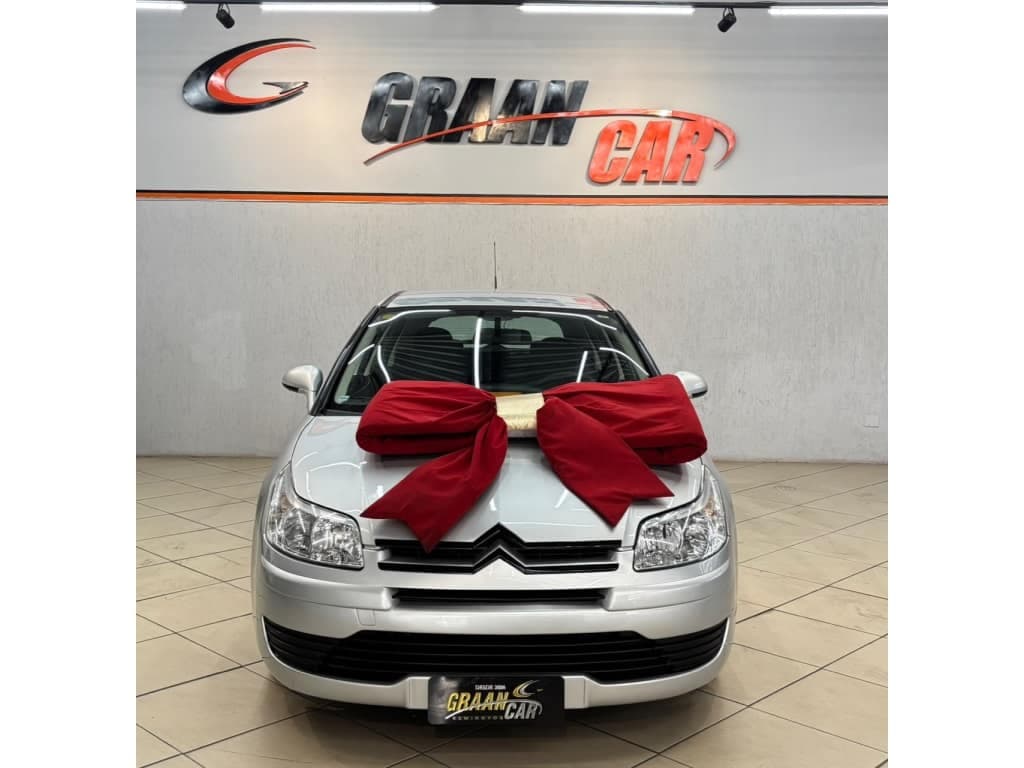 Citroen C4 2.0 GLX 16V FLEX 4P AUTOMÁTICO