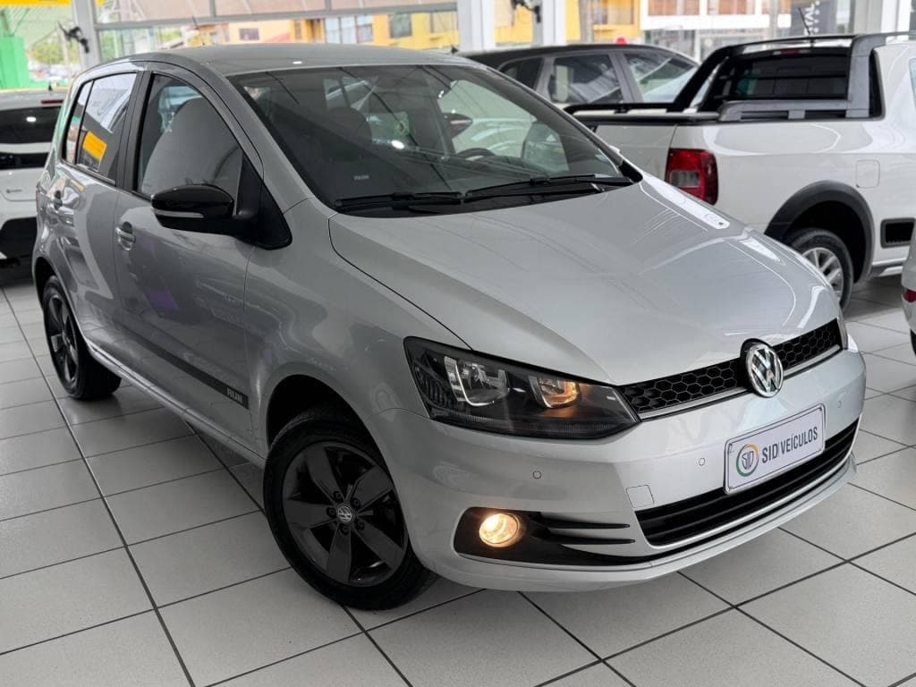 Volkswagen Fox RUN 1.6 Flex 8V 5p