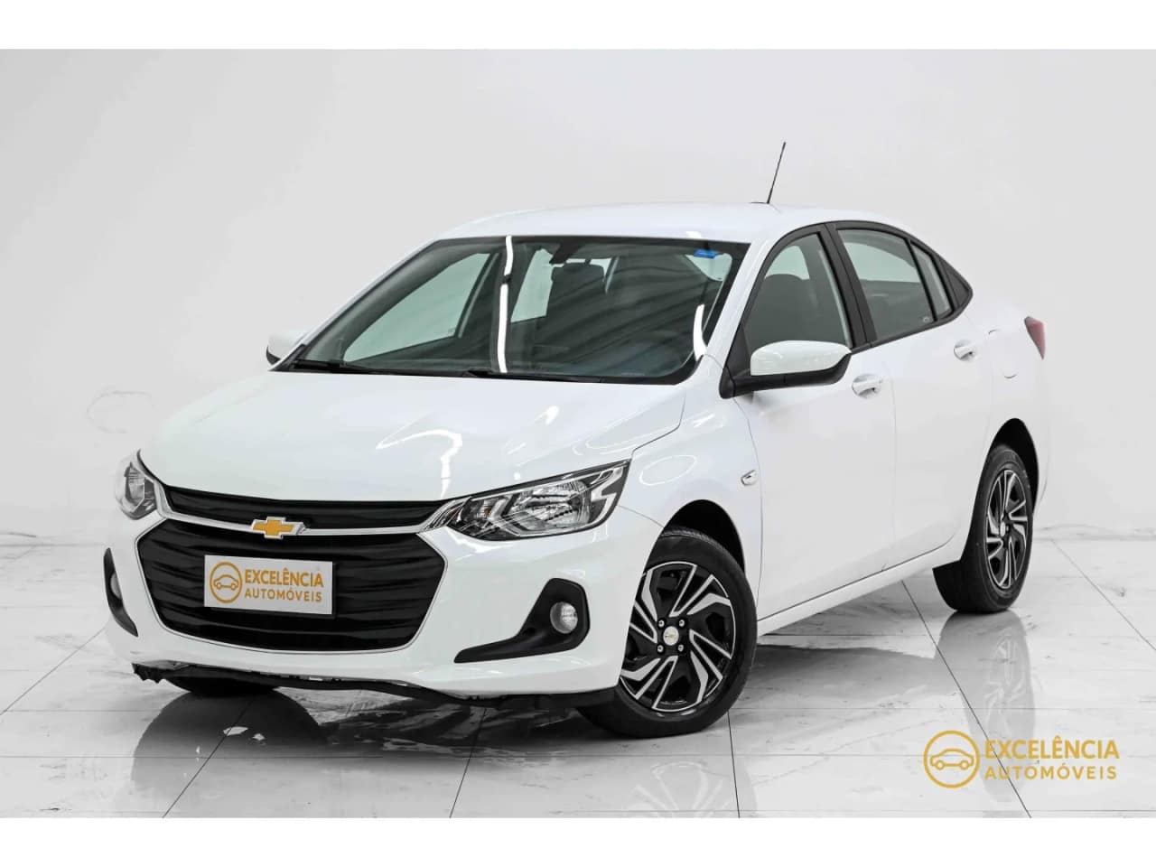 Chevrolet Onix ONIX SEDAN PLUS LT 1.0 12V FLEX 4P MEC.