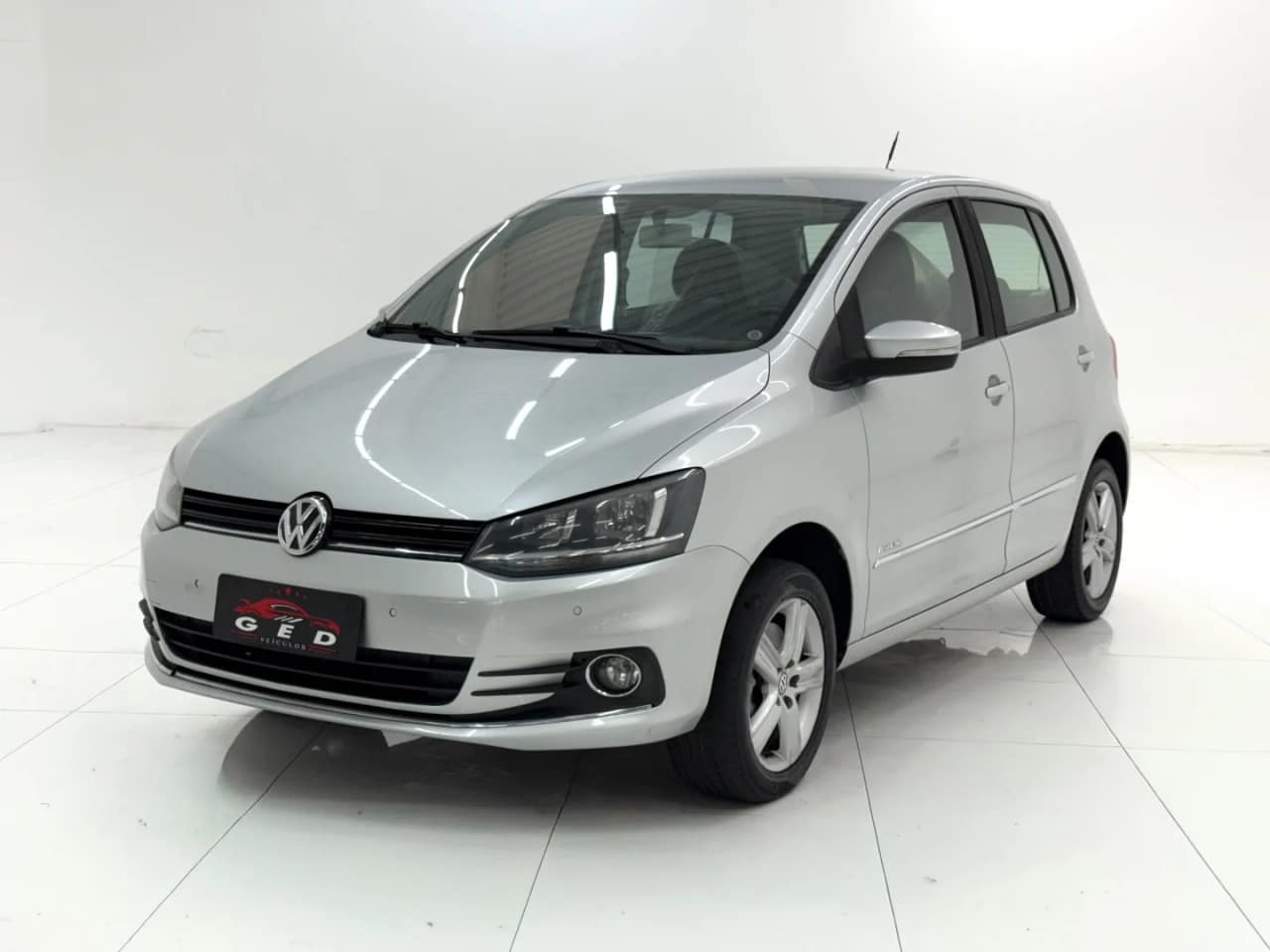 Volkswagen Fox 1.6 MSI HIGHLINE 16V FLEX 4P MANUAL