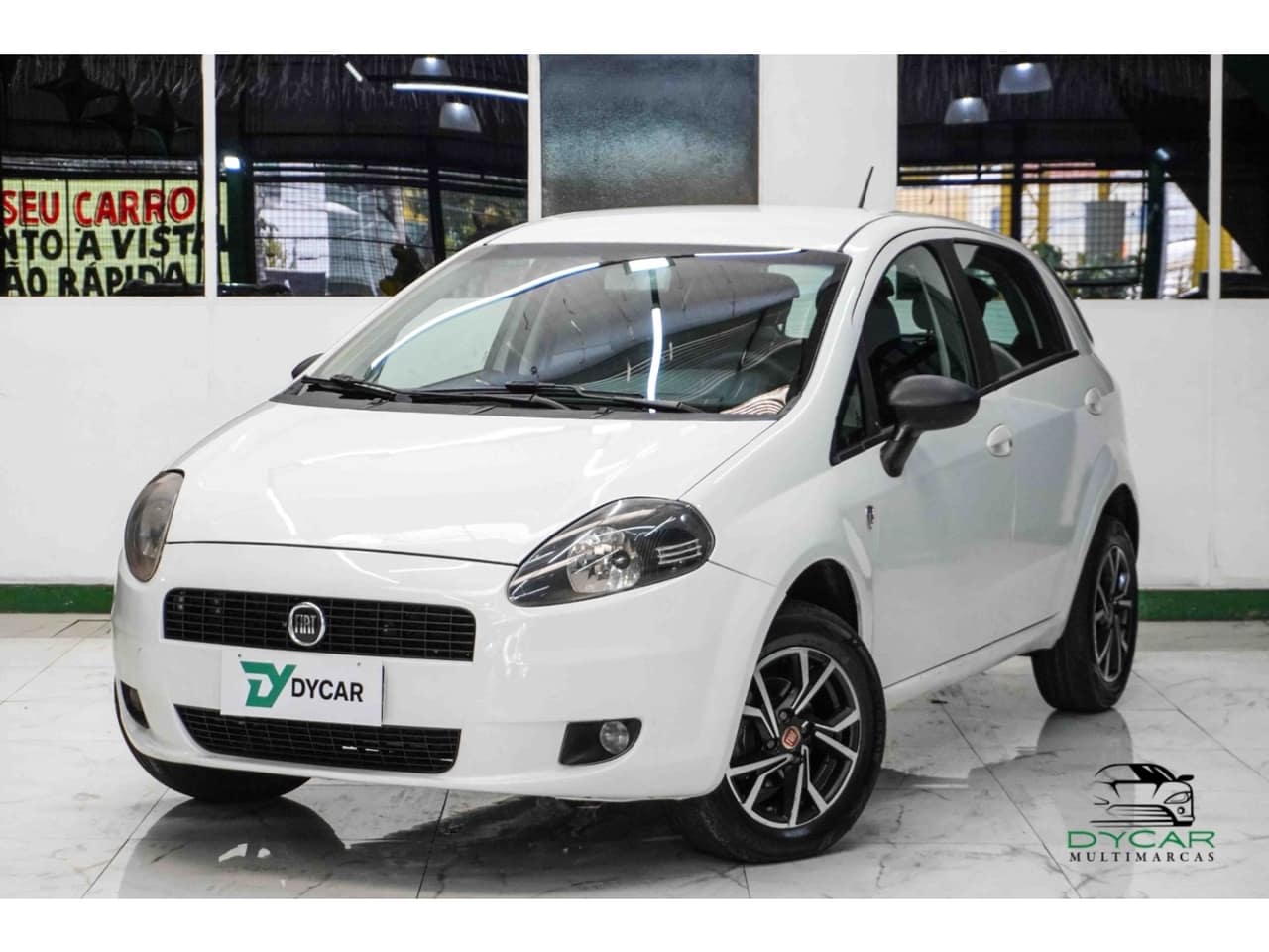 Fiat Punto 1.4 ATTRACTIVE 8V FLEX 4P MANUAL