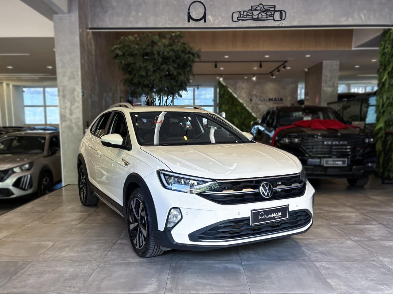 Volkswagen Nivus 1.0 200 TSI TOTAL FLEX HIGHLINE AUTOMÁTICO
