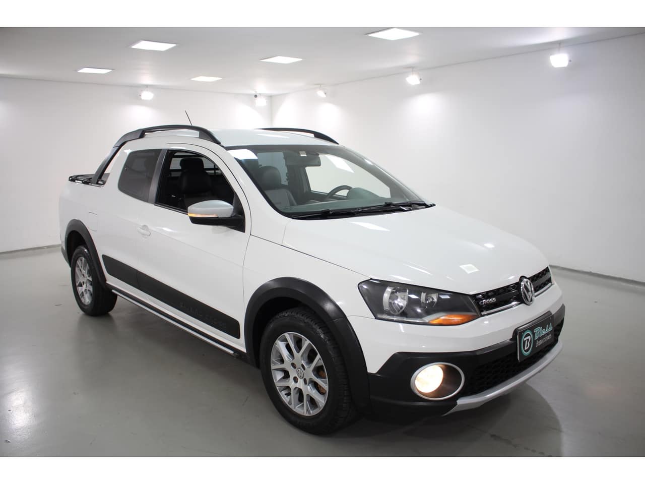 Volkswagen Saveiro 1.6 CROSS CD 16V FLEX 2P MANUAL