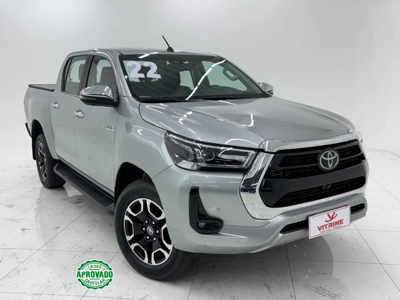 Toyota Hilux 2.8 D-4D TURBO DIESEL CD SRX 4X4 AUTOMÁTICO