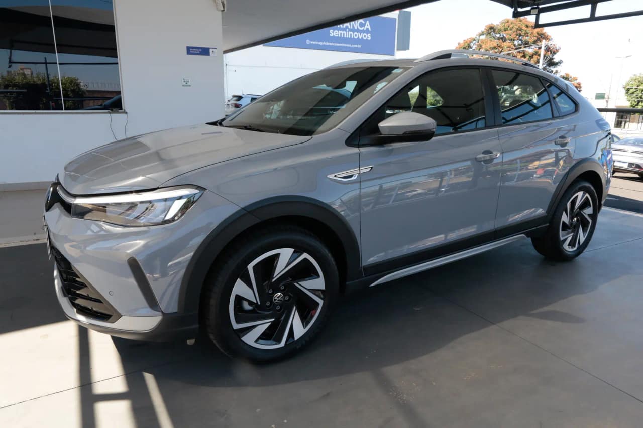 Volkswagen Nivus 1.0 200 TSI TOTAL FLEX HIGHLINE AUTOMÁTICO