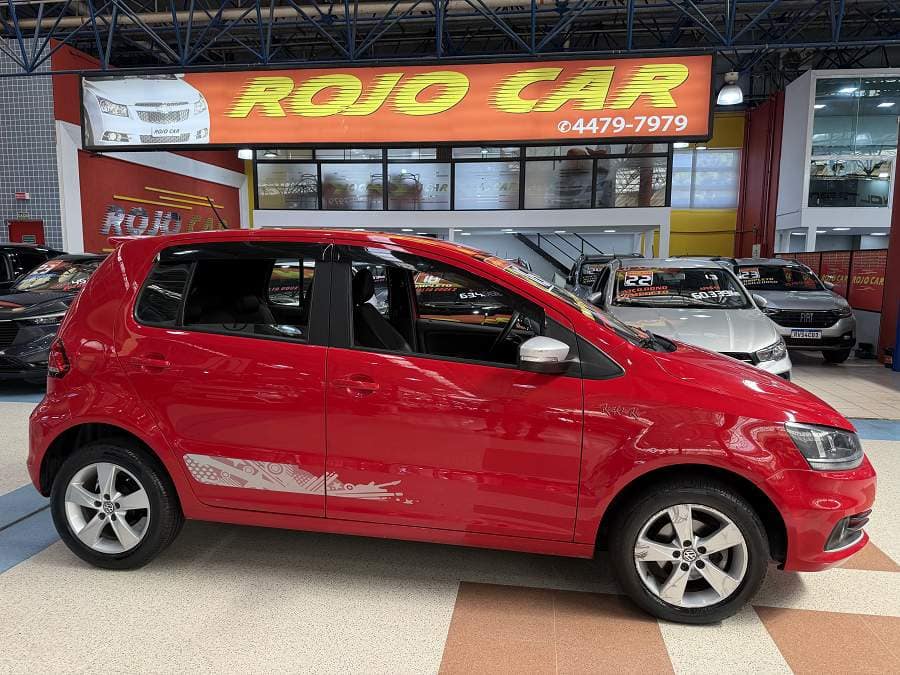 Volkswagen Fox 1.6 FLEX ROCK IN RIO COMPLETO BAIXO KM IMPECAVEL