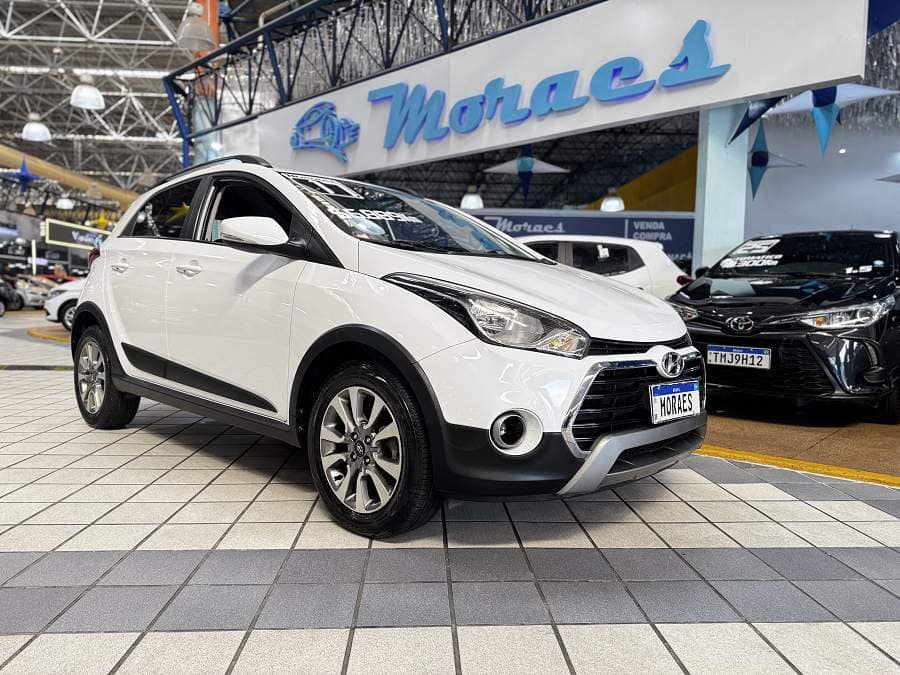 Hyundai HB20 X 1.6 STYLE FLEX - MANUAL - APENAS 57 MIL KM