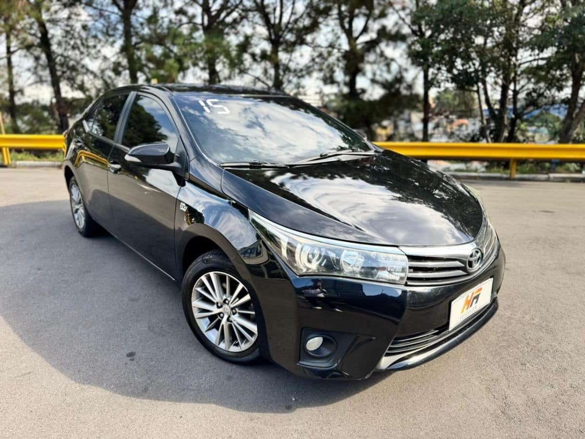 Toyota Corolla ALTIS 2.0
