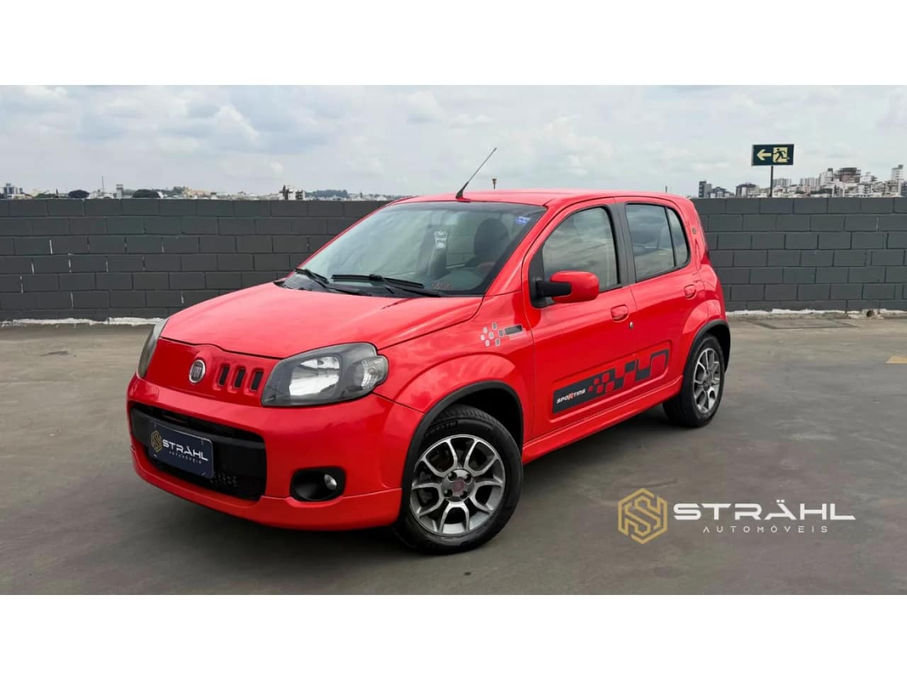 Fiat Uno 1.4 SPORTING 8V FLEX 4P MANUAL