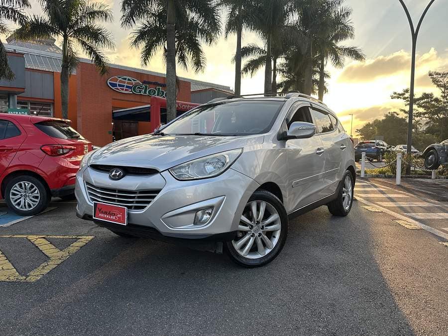 Hyundai ix35 GLS 2.0 4X2 - AUTOMÁTICO - COMPLETO