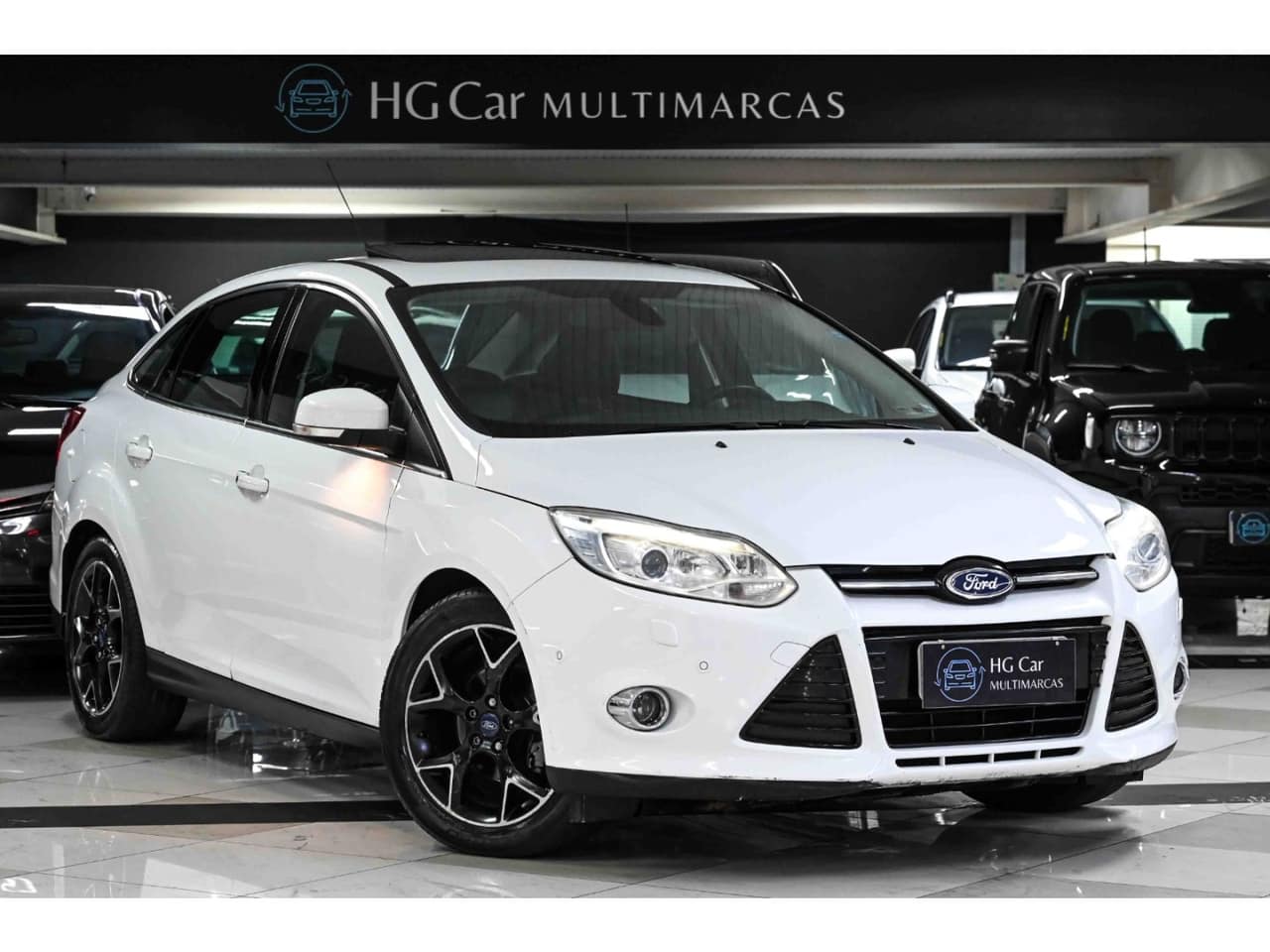Ford Focus 2.0 TITANIUM SEDAN 16V FLEX 4P AUTOMÁTICO