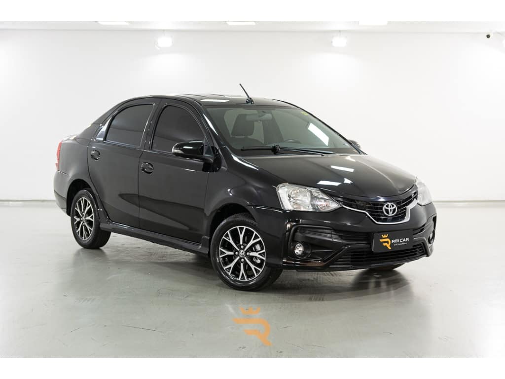 Toyota Etios 1.5 PLATINUM SEDAN 16V FLEX 4P AUTOMÁTICO