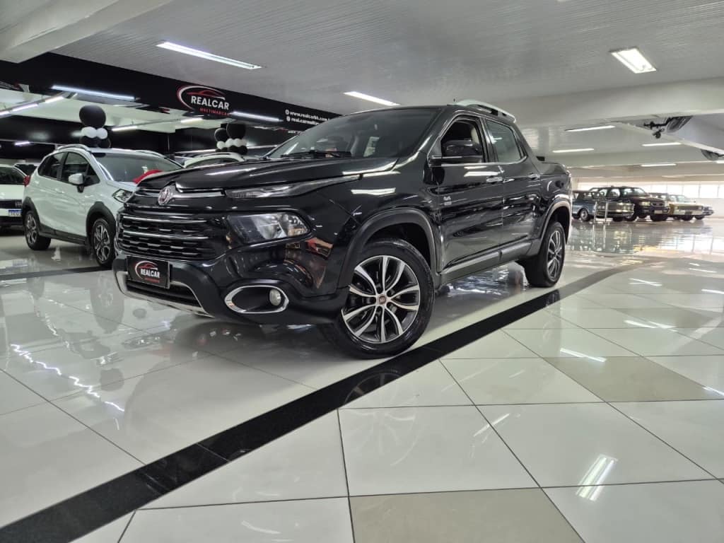 Fiat Toro 2.0 16V TURBO DIESEL VOLCANO 4WD AT9