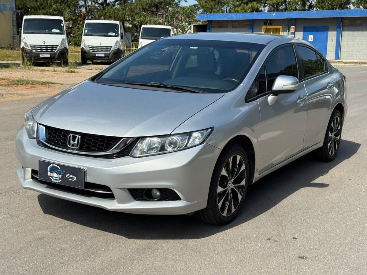 Honda Civic 2.0 LXR 16V FLEX 4P AUTOMÁTICO
