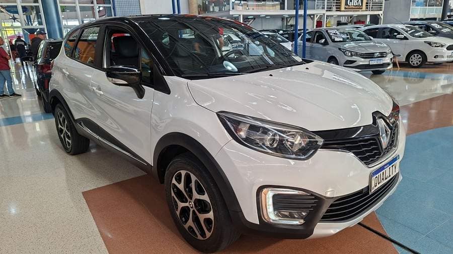Renault Captur 1.6 16V SCE INTENSE