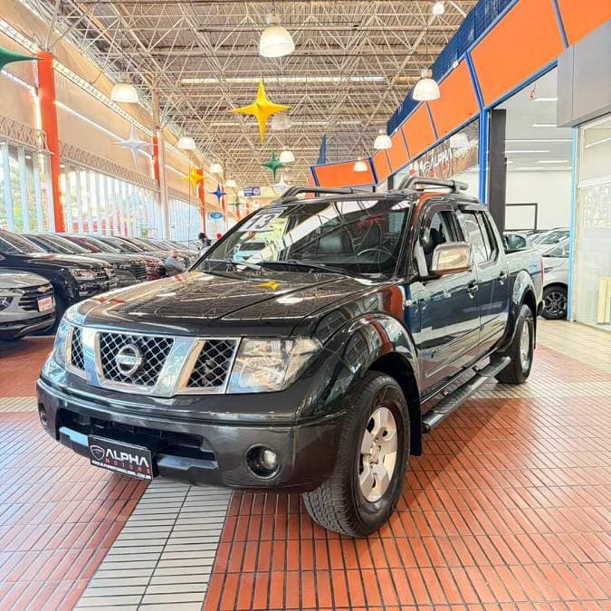 Nissan Frontier 2.5 LE 4X4 CD TURBO ELETRONIC