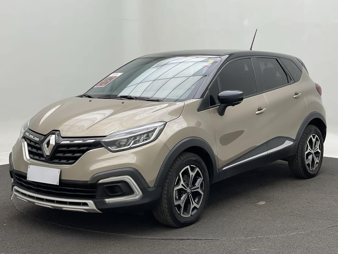 Renault Captur CAPTUR Iconic 1.3 TB 16V Flex 5p Aut.