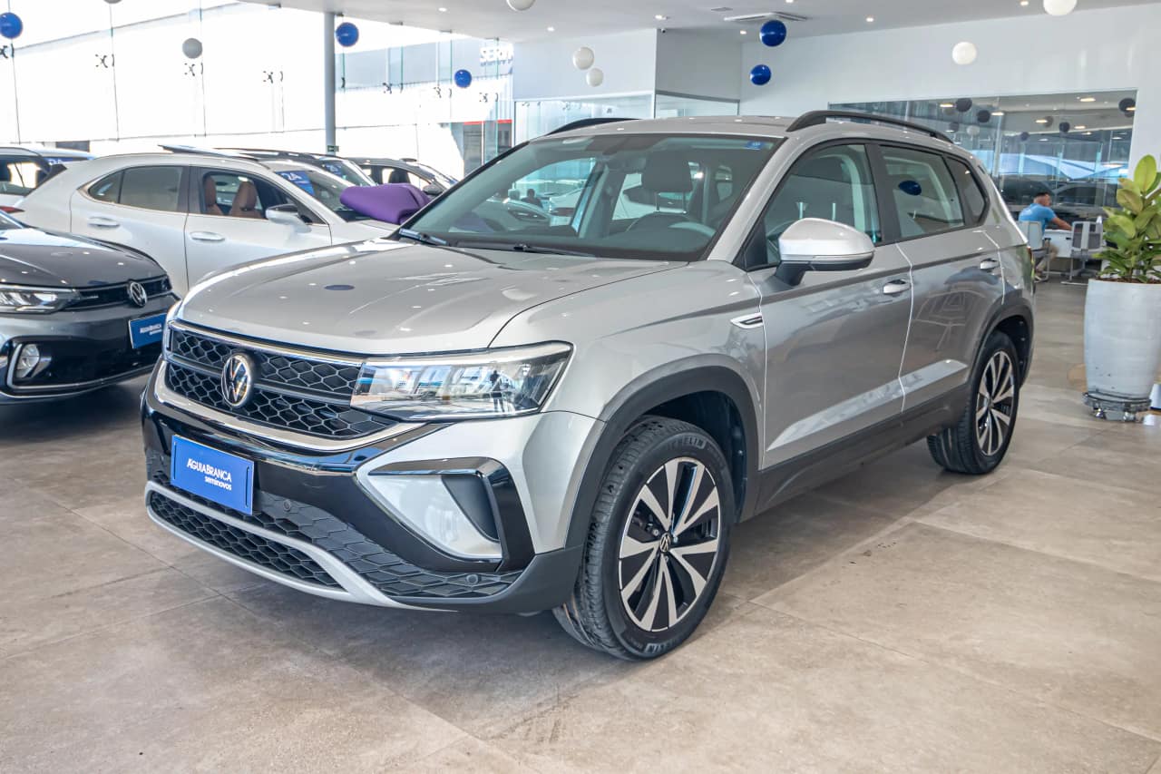 Volkswagen Taos 1.4 250 TSI TOTAL FLEX COMFORTLINE AUTOMÁTICO