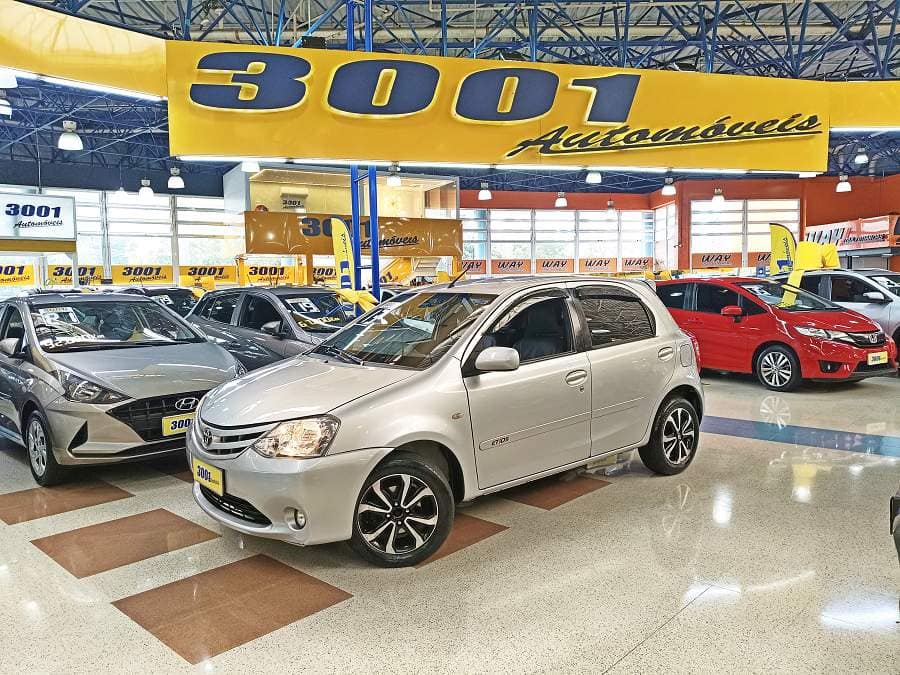 Toyota Etios 1.3 XS 16V