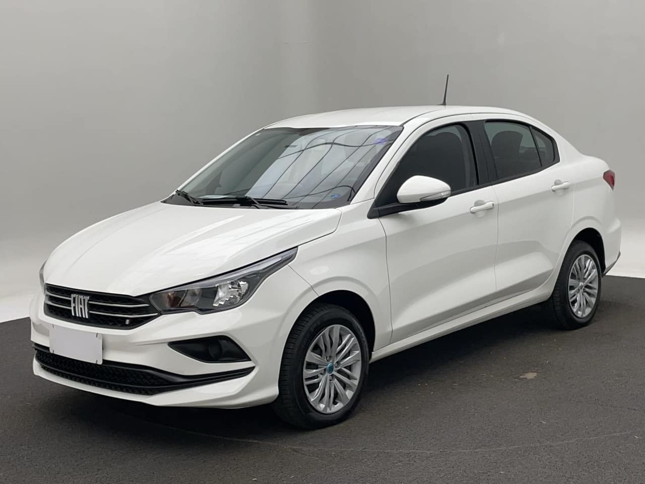 Fiat Cronos CRONOS DRIVE 1.3 8V Flex Aut.