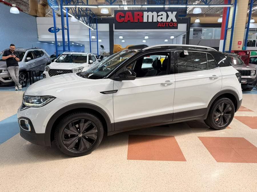 Volkswagen T-Cross 1.4 250 TSI TOTAL FLEX HIGHLINE ***