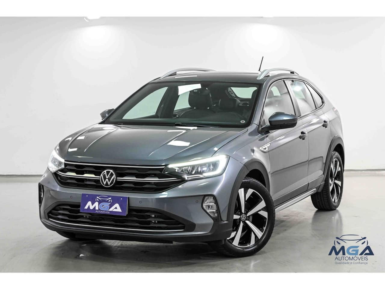 Volkswagen Nivus 1.0 200 TSI TOTAL FLEX HIGHLINE AUTOMÁTICO
