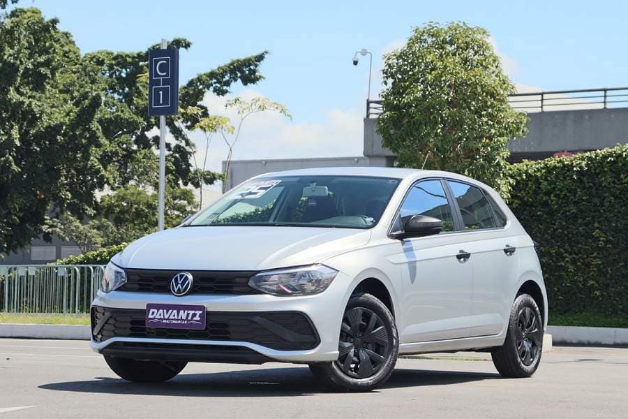 Volkswagen Polo TRACK 1.0 + MULTIMIDIA