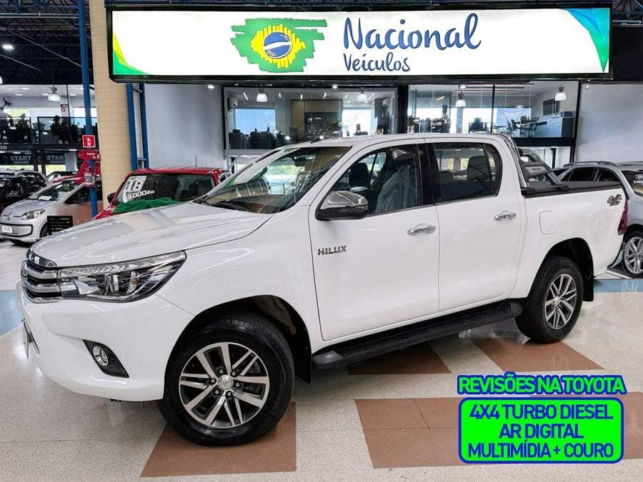 Toyota Hilux 2.8 SRX 4X4 DIESEL MULTIMÍDIA + COURO