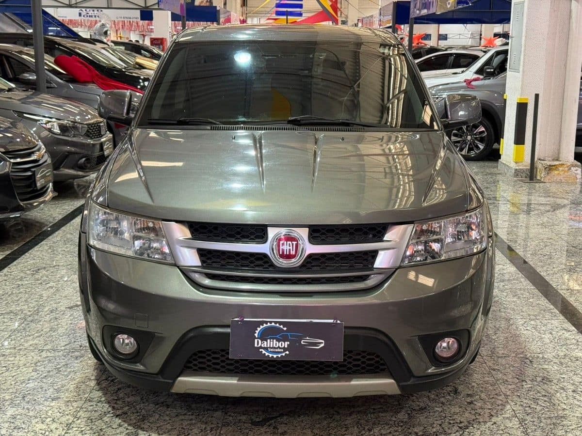 Fiat Freemont 2.4 EMOTION 16V GASOLINA 4P AUTOMÁTICO