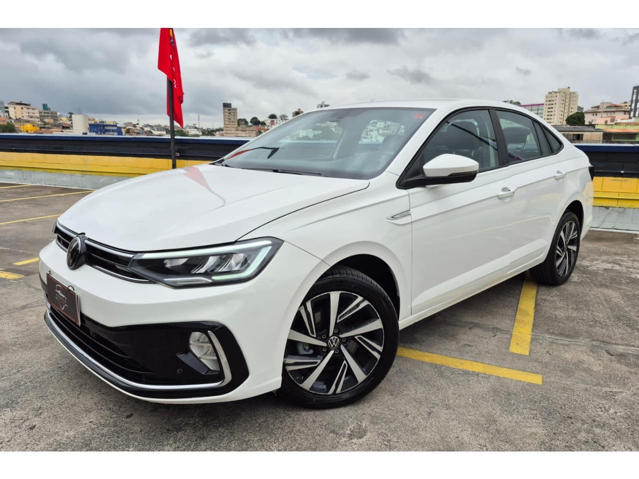 Volkswagen Virtus 1.0 200 TSI HIGHLINE AUTOMÁTICO