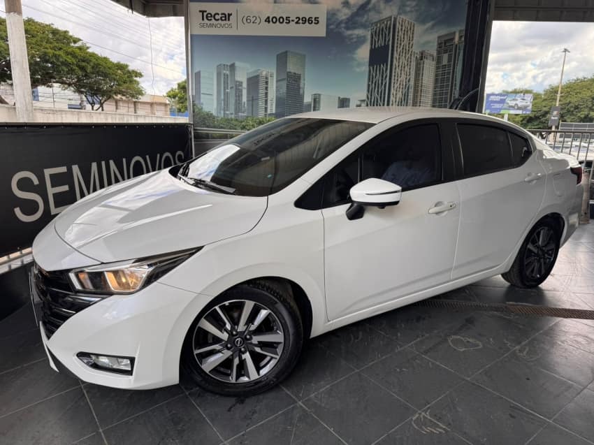 Nissan Versa 1.6 16v Flex Advance Xtronic 4p Automatico 2024