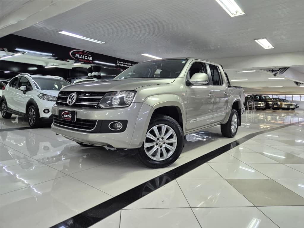 Volkswagen Amarok 2.0 HIGHLINE 4X4 CD 16V TURBO INTERCOOLER DIESEL 4P AUTOMÁTICO