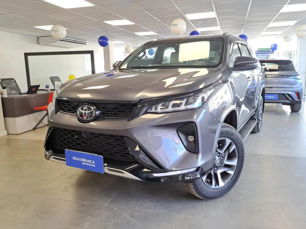 Toyota Hilux 2.8 D-4D TURBO DIESEL DIAMOND 7L 4X4 AUTOMÁTICO