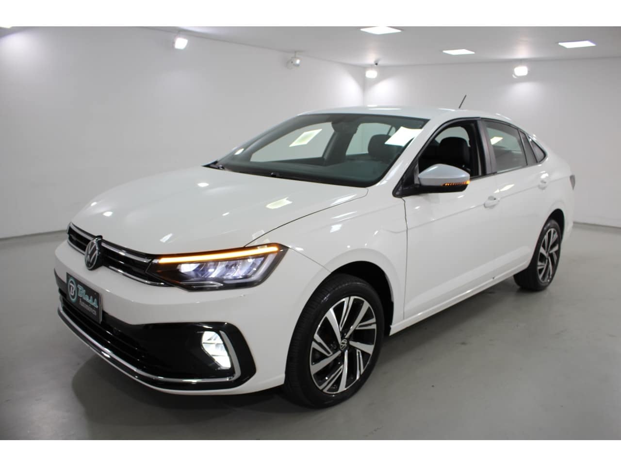 Volkswagen Virtus 1.0 200 TSI HIGHLINE AUTOMÁTICO