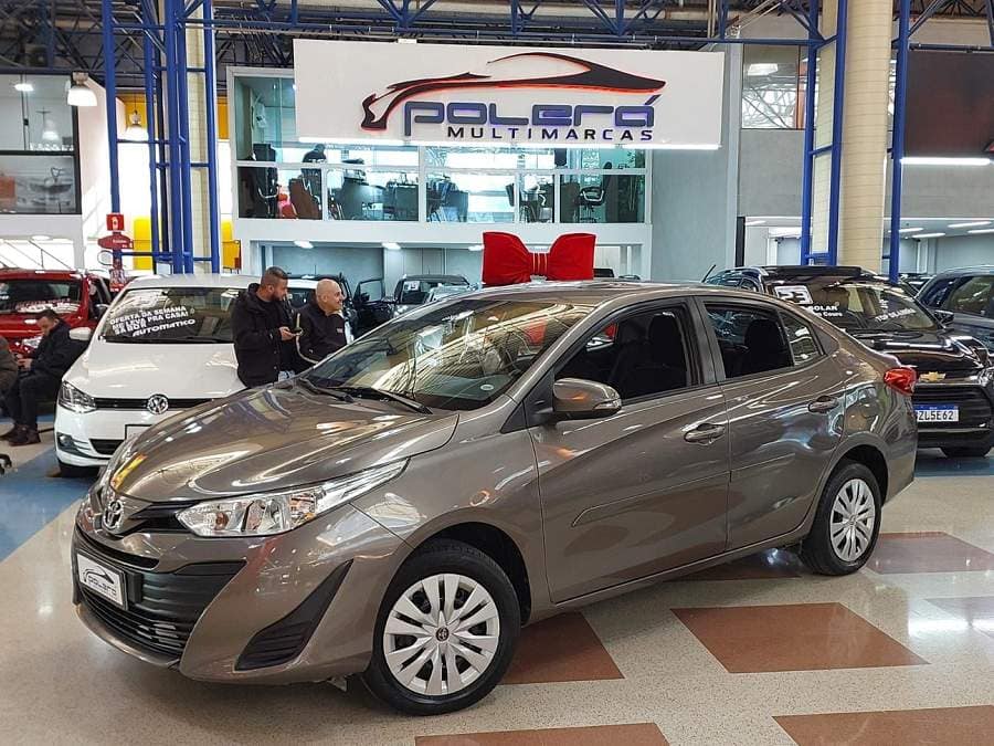 Toyota Yaris 1.5 16V SEDAN XL LIVE 4P 2021