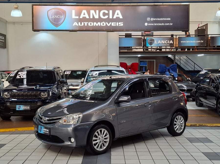 Toyota Etios 1.5 XLS 16V