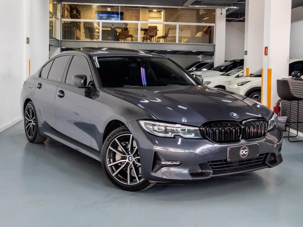BMW 330i 2.0 16V TURBO GASOLINA SPORT AUTOMÁTICO