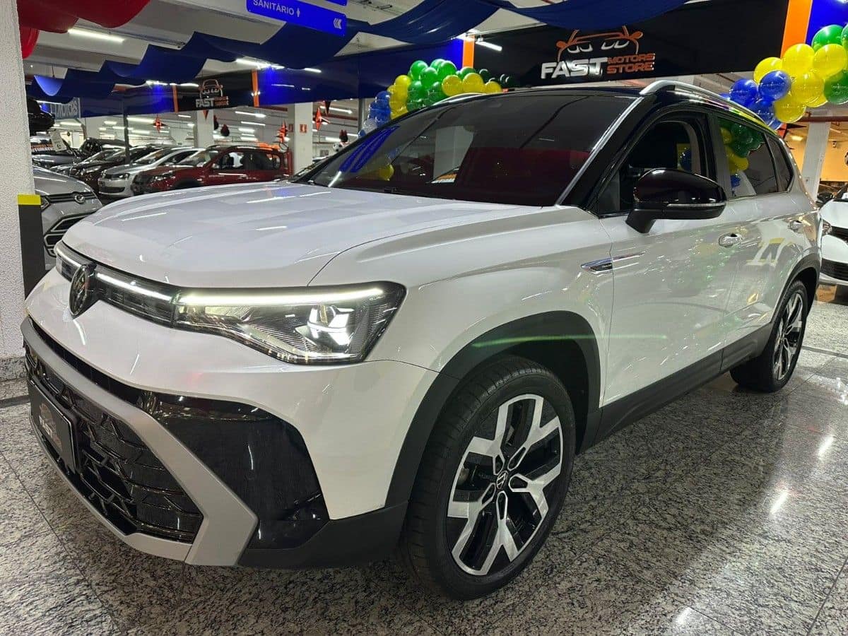 Volkswagen Taos Highline 1.4