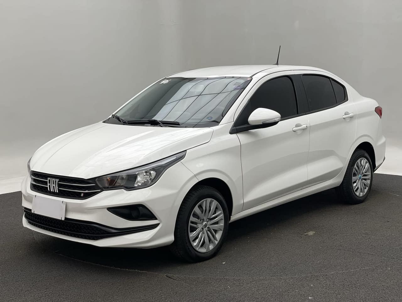 Fiat Cronos CRONOS DRIVE 1.3 8V Flex Aut.
