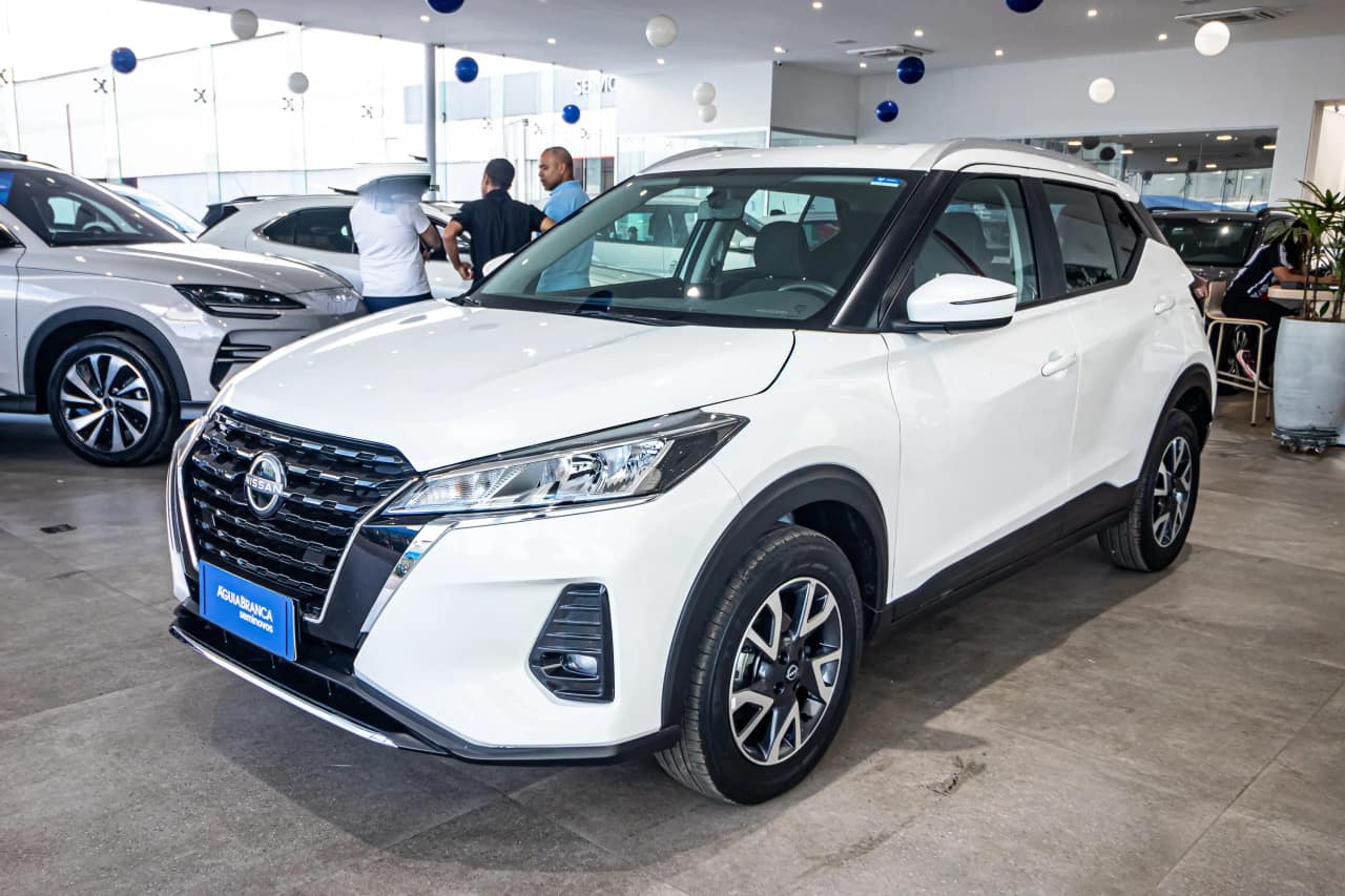 Nissan Kicks 1.6 16V FLEXSTART SENSE XTRONIC