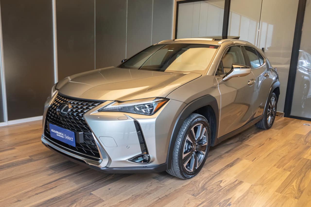 Lexus Ux 2.0 VVT-I HYBRID LUXURY CVT