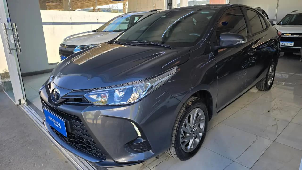 Toyota Yaris 1.5 16V FLEX SEDAN XS MULTIDRIVE